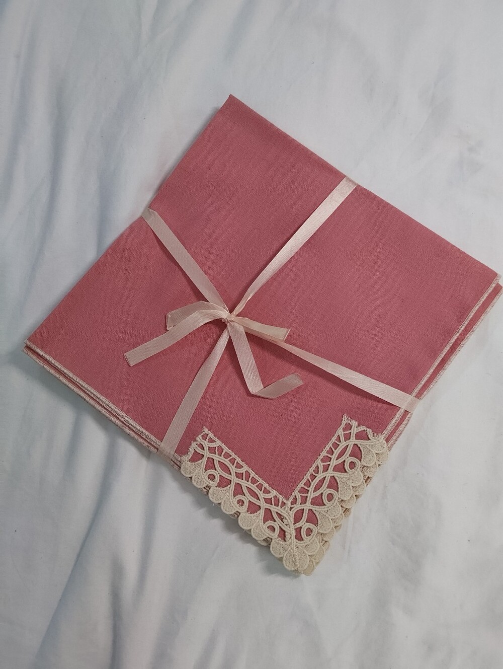 Vintage Pink Dusty Rose Napkins w/Ecru Lace & Edging, Set of 4